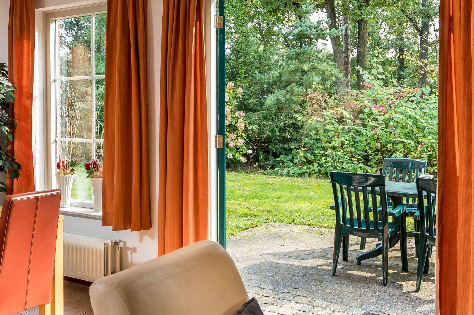 Roompot Landgoed Het Grote Zand Hooghalen Exterior foto